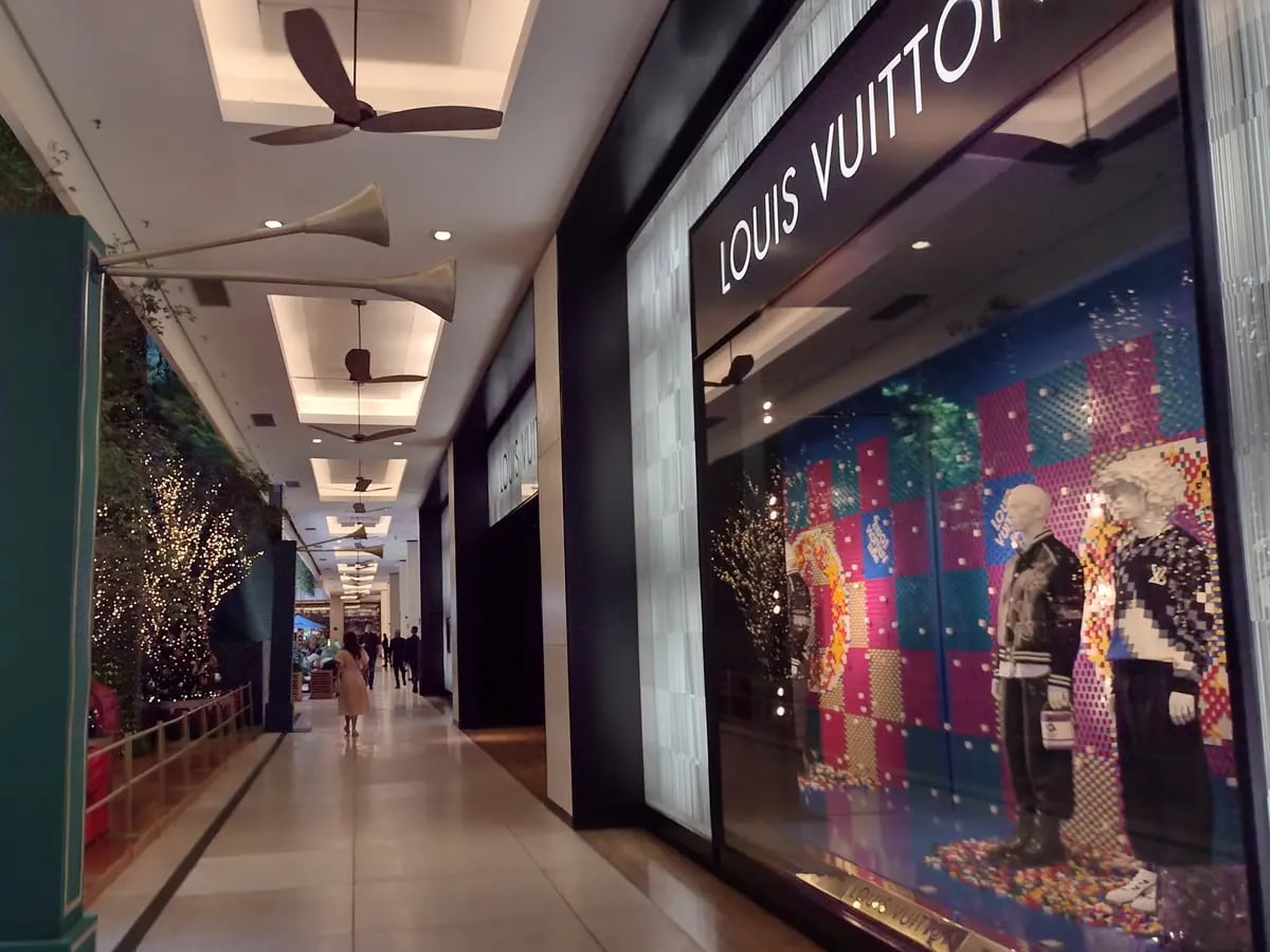 Louis Vuitton São Paulo, Shopping Iguatemi Store in Sao Paulo, Brazil