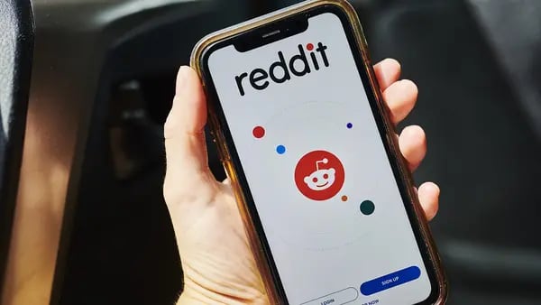 Reddit faz acordo com OpenAI para incluir recursos de IA e levar conteúdo ao ChatGPTdfd