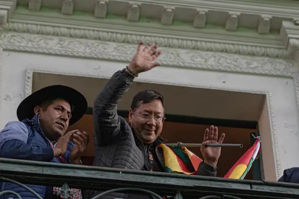 Presidente de Bolivia niega haber planeado el intento de golpe de Estado para aumentar su popularidad