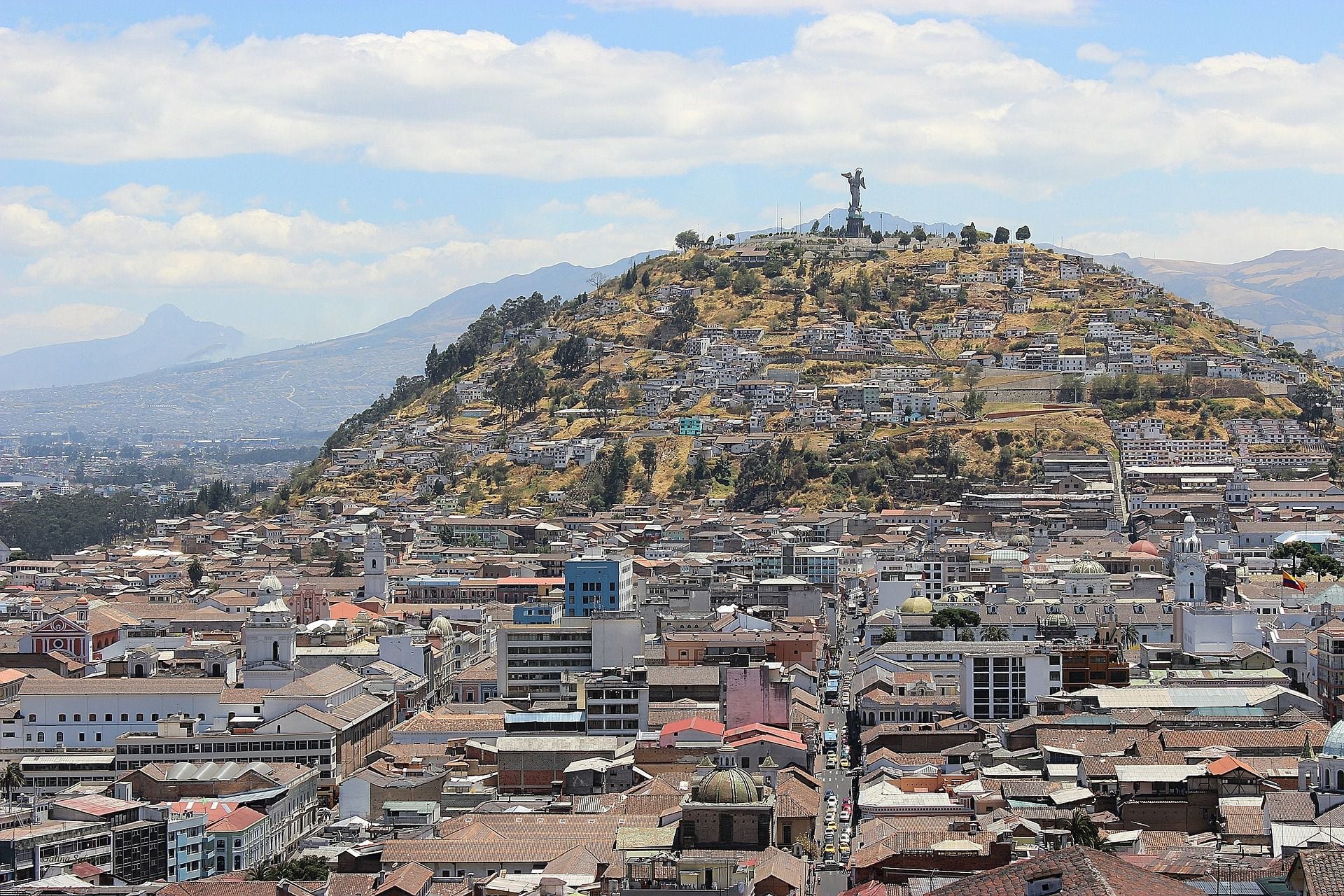 Comprar vivienda en Quito es más barato que hace un año, no así alquilar