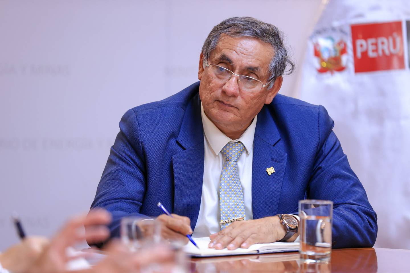 Ministro de Energía y Minas de Perú, Oscar Vera.