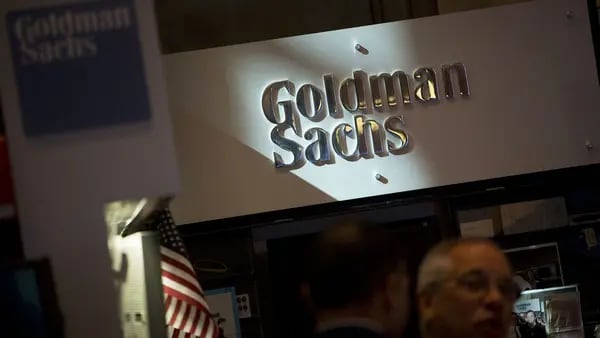 Goldman Sachs ve mayor uso de opciones para proteger inversiones ante la volatilidad electoraldfd
