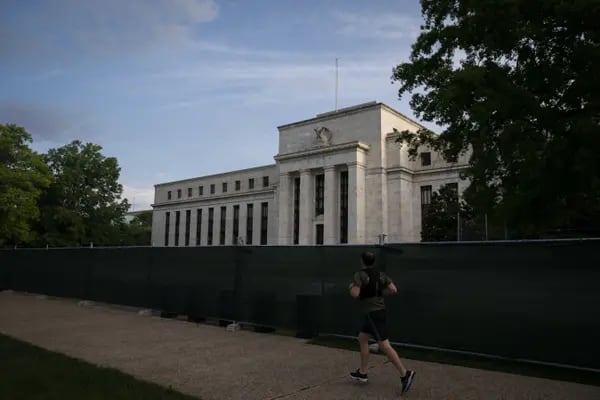 Fed Minutes Could Bolster Bets For 75 Basis-Point Hike In July