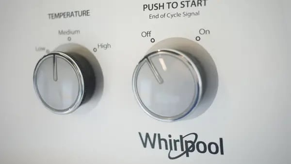 Whirlpool Mulls Paying In Yuan Amid Argentina’s Scarcity of Dollarsdfd