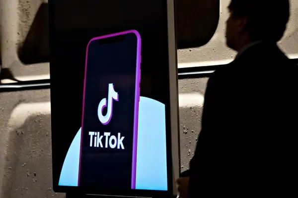 Prohibición de TikTok es popular entre votantes de EE.UU.; la IA suscita temores sobre privacidad
