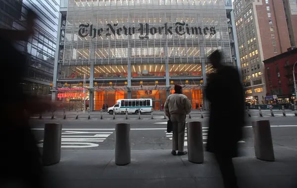 Foto da fachada do prédio do New York Times