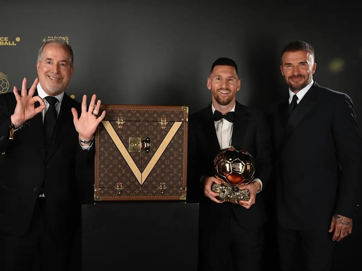 Cuánto cuesta el reloj de Louis Vuitton que usó Messi en el Balón