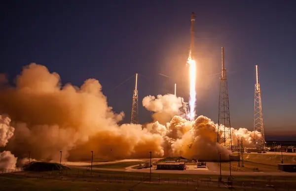 OPA de SpaceX, de Elon Musk, valoraría la empresa en una cifra récord de US$210.000 millones