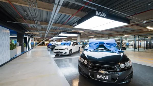 Kavak invertirá US$180 millones para expansión global en medio de críticas por serviciodfd
