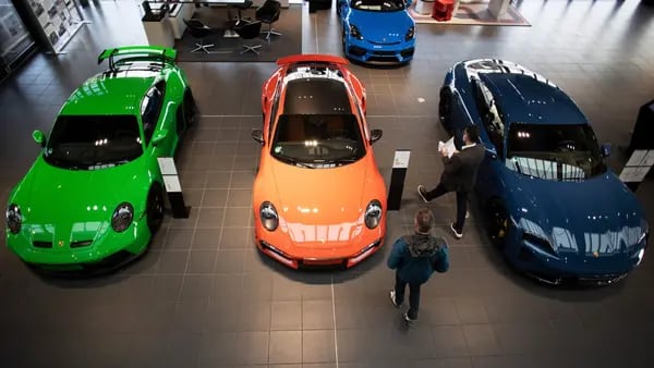 HSBC calcula valor de Porsche en hasta $56.900 millones de euros antes de OPIdfd