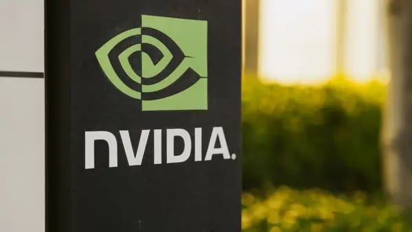 Nvidia se torna a empresa de maior valor de mercado do mundo com o avanço da IAdfd