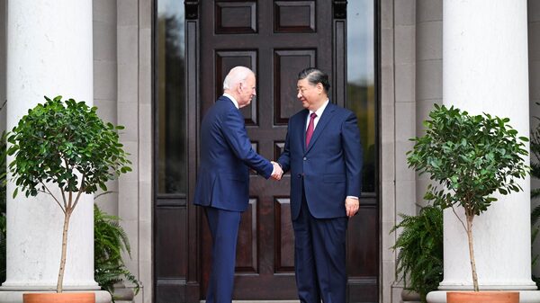 Biden y Xi subrayan la necesidad de reparar las tensiones entre China y EE.UU.