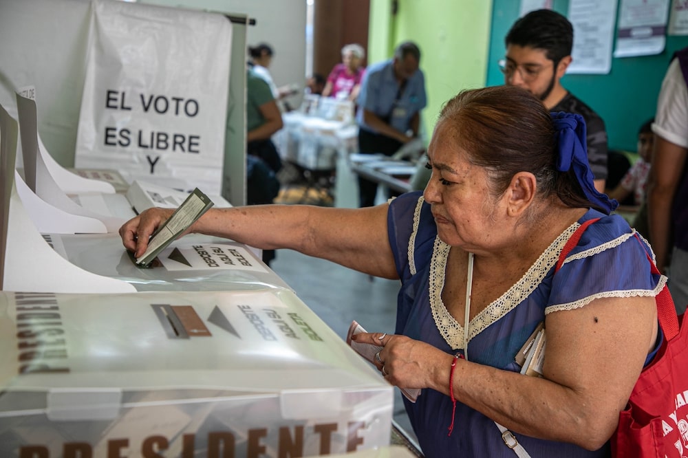 Ciudadanos votan en México el domingo 2 de junio de 2024