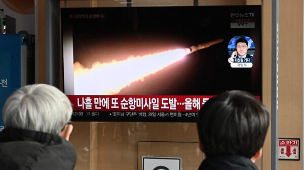 Corea del Norte dispara misiles y Kim pide intensificar “preparaciones de guerra”