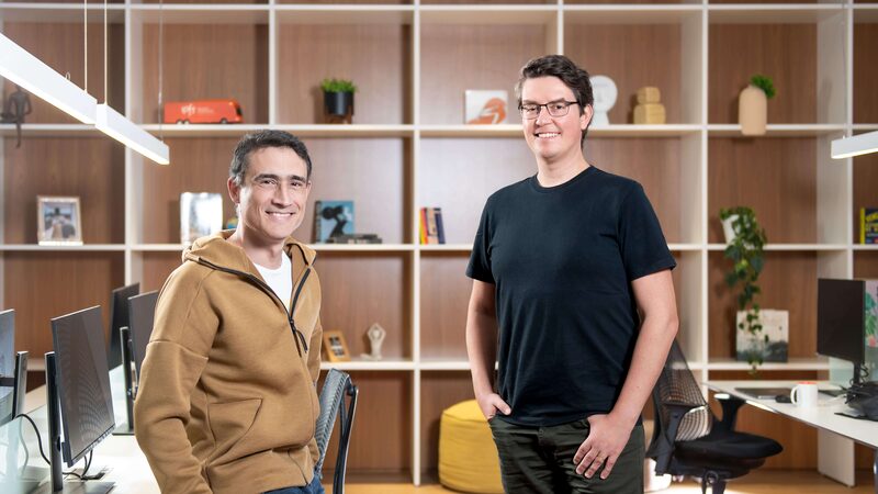 Sergio Esteves (à esquerda) e Mate Pencz, CMO e CEO da Loft, respectivamente (Foto: Germano Lüders/Divulgação)