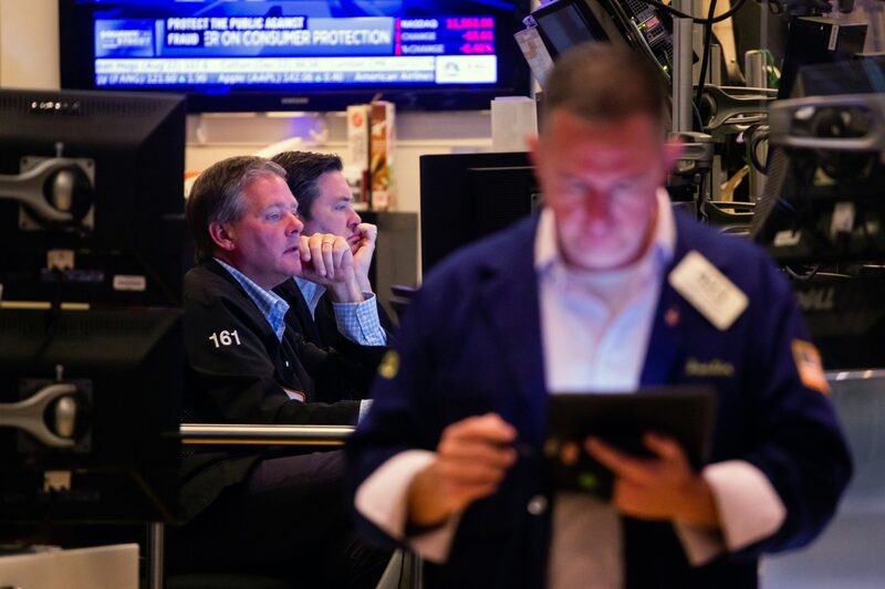 Traders na Bolsa de Valores de Nova York, a NYSE: atenção redobrada à reunião do Fed