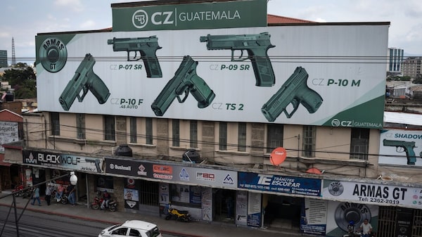 EE.UU. está empujando armas a Guatemala, país que califica de violento y corrupto