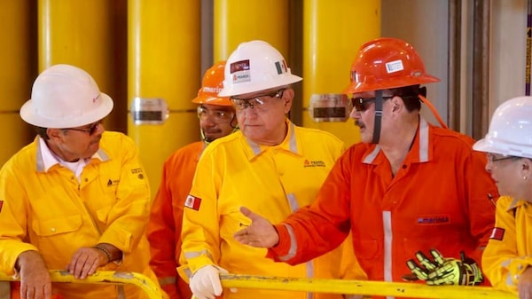 Pemex aumenta exportaciones de petróleo por encima del millón de barriles diarios
