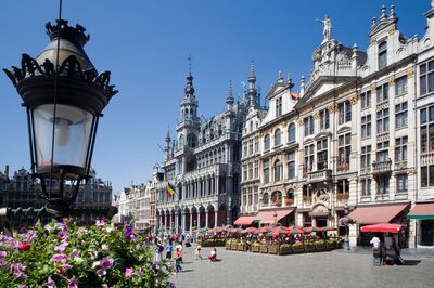 Bruxelas tem sido um dos destinos cuja demanda por turistas mais cresceu para esta verão europeu, segundo plataformas