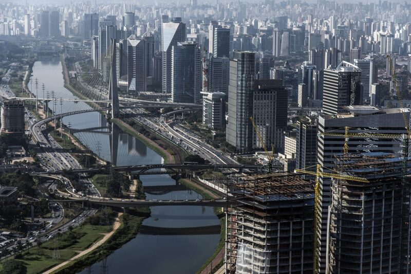 Vista aérea de São Paulo: investimentos previstos de fundo indiano de olho no mercado nacional (Foto: Paulo Fridman/Bloomberg)
