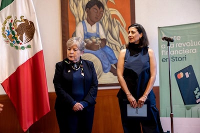 Alicia Bárcena, canciller mexicana, y Marlene Garayzar, cofundadora y directora de Gobernanza de Stori (Foto: Secretaría de Relaciones Exteriores)