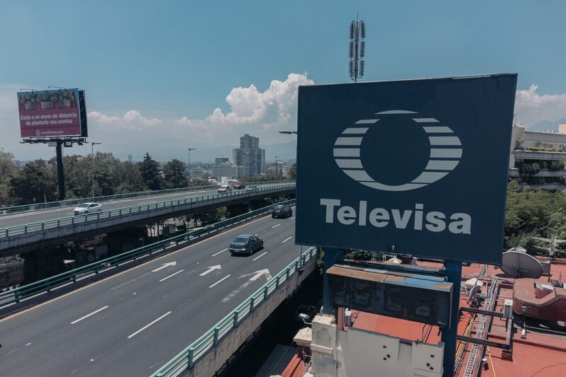 Televisa libra regulación sobre fijar precios en tv de paga