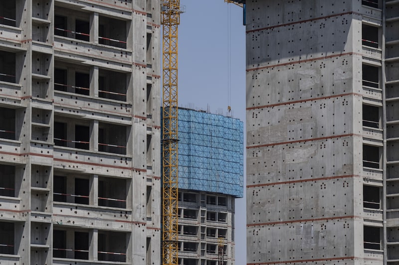 Shanghai, Shenzhen y Guangzhou - han puesto en marcha desde entonces importantes medidas de flexibilización para los compradores de viviendas.