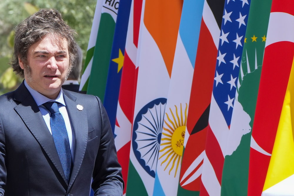 Javier Milei y Lula participaron en la cumbre del G7, pero no establecieron contacto: Francesca Volpi/Bloomberg