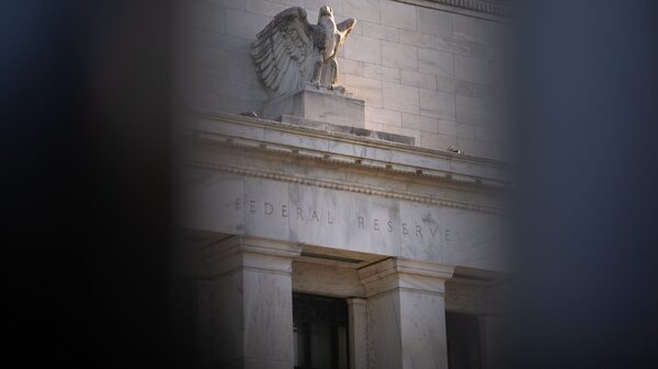 Bowman, de la Fed, es partidaria de subir las tasas si la inflación se estanca
