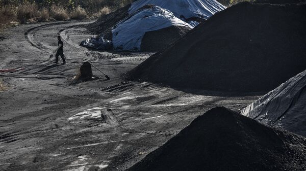 Las implicaciones de que Colombia deje de venderle carbón a Israel