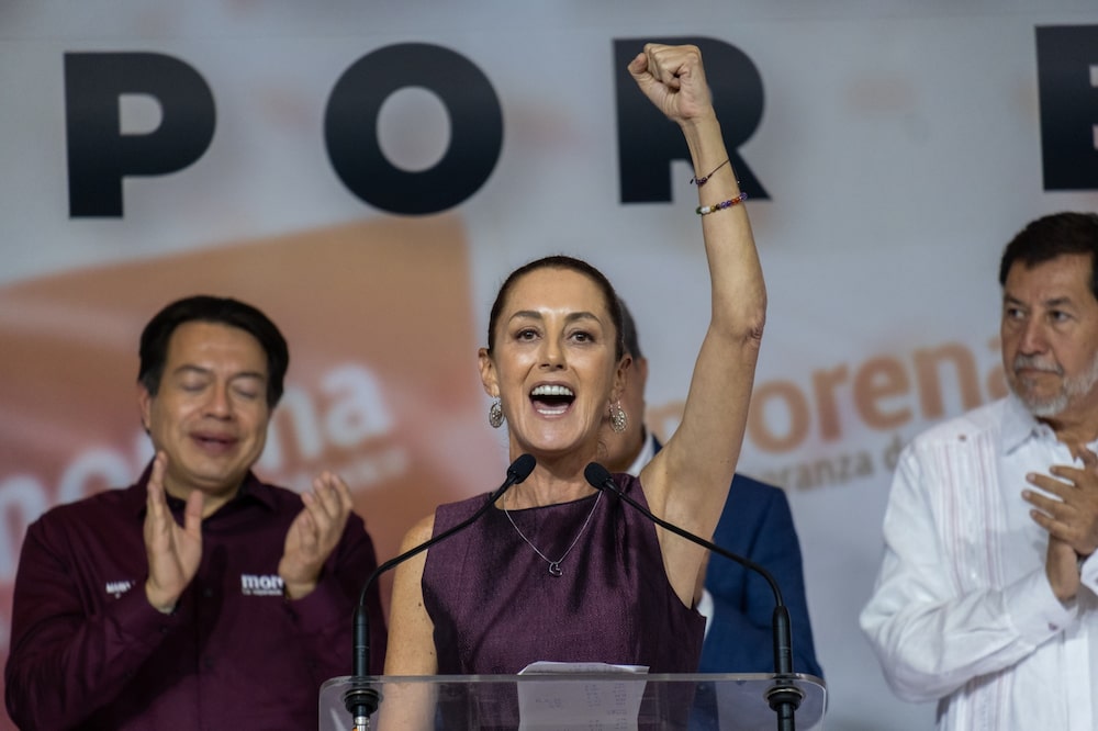 Según Xóchitl Gálvez, AMLO intervino en favor de los candidatos de Morena, como la ganadora de la presidencia, Claudia Sheinbaum (en la imagen). Foto: Fred Ramos/Bloomberg