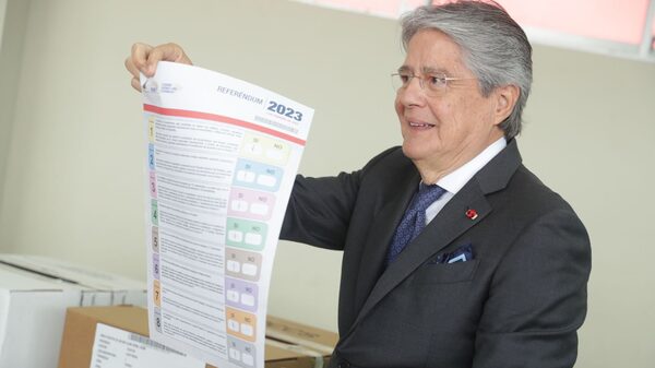El riesgo país de Ecuador supera los 1.700 puntos en medio de incertidumbre política