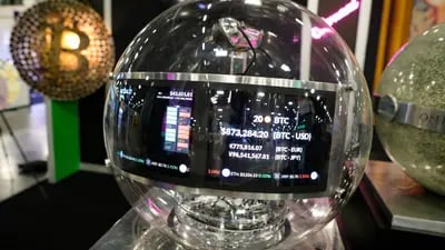 A high definition Cryptomarket Hologram, which can be connected to any crypto wallet showing assets value in real time, during the Bitcoin 2022 conference in Miami.